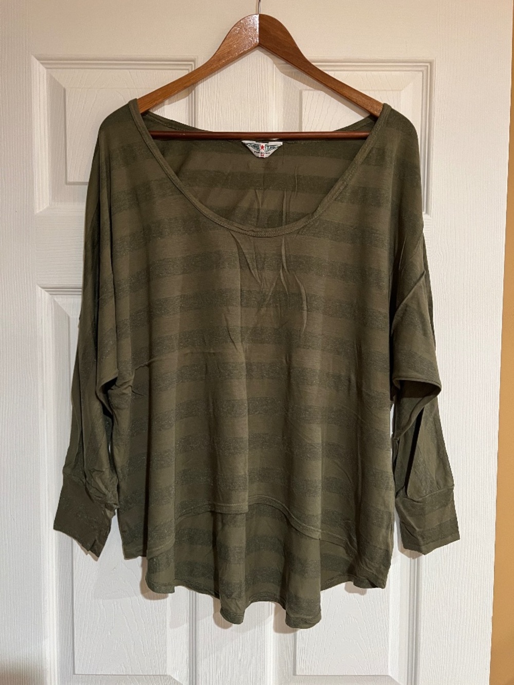 Hard Tail Green women top M